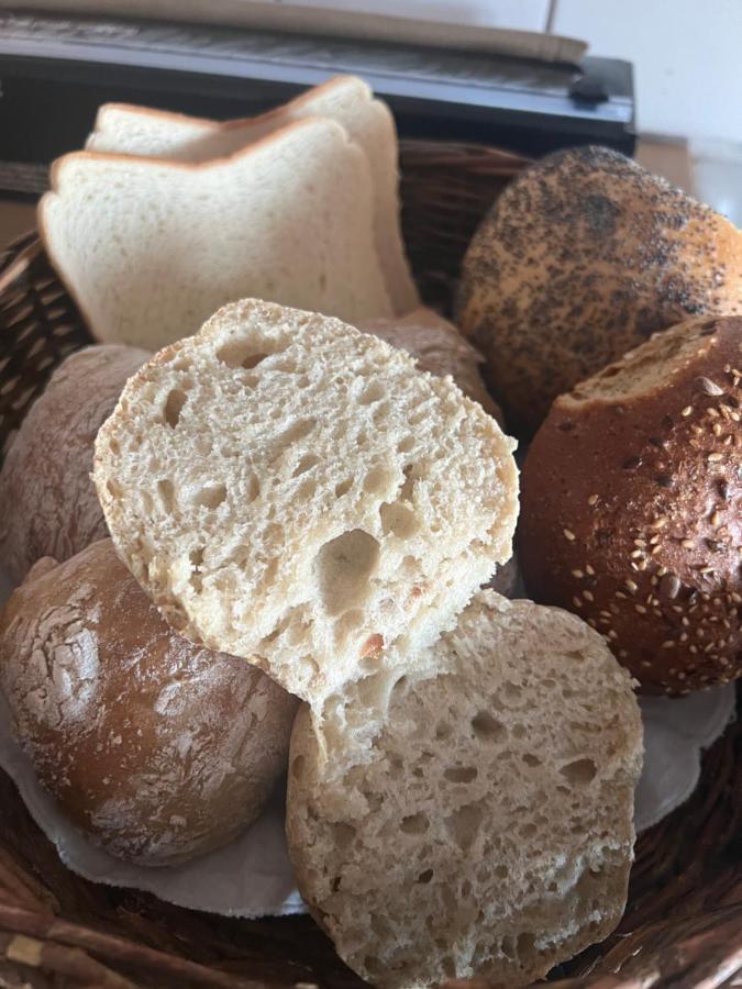 Lilla Hotellet Bed & Breakfast I Alingsas Bagian luar foto