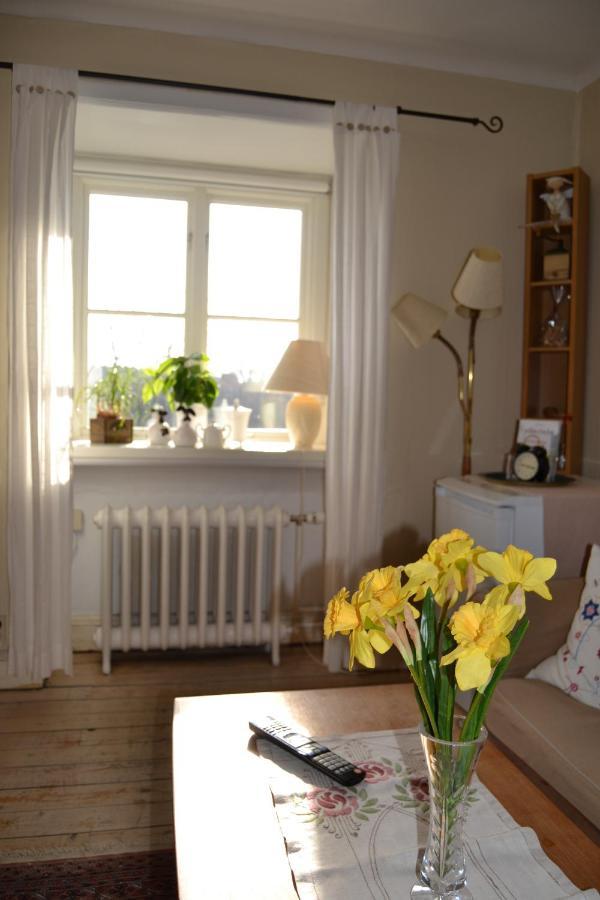Lilla Hotellet Bed & Breakfast I Alingsas Bagian luar foto